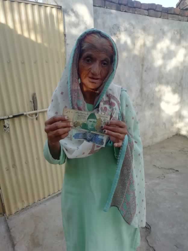 Sick grandma with family - Success story - Picture 1